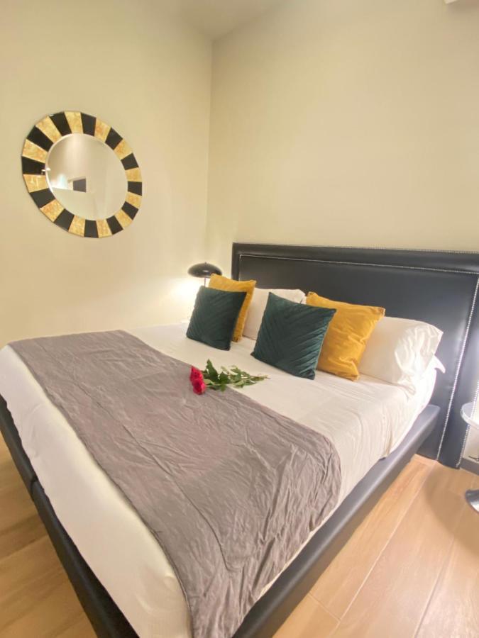 Intomilan Galleria Duomo I Boutique & Design Aparthotel Ngoại thất bức ảnh